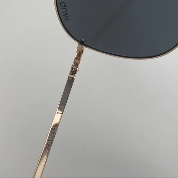 Quay Australia Jezabell 126 Round Sunglasses Gold/Smoke/Lens Cat .3 NWOT - Picture 8 of 10